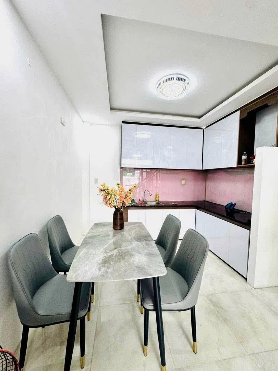 Bán nhà hẻm xe hơi 70m2 4 tầng đường Tôn Thất Thuyết, Quận 4, giá nhỉnh 14 tỷ - Ảnh thu nhỏ 2
