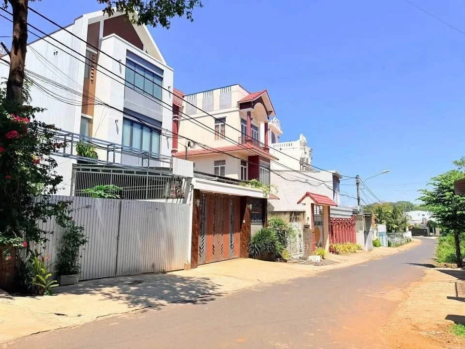 Bán đất mặt tiền Lương Thế Vinh Buôn Ma Thuột 124m2 - 4,25 tỷ - Ảnh thu nhỏ 2