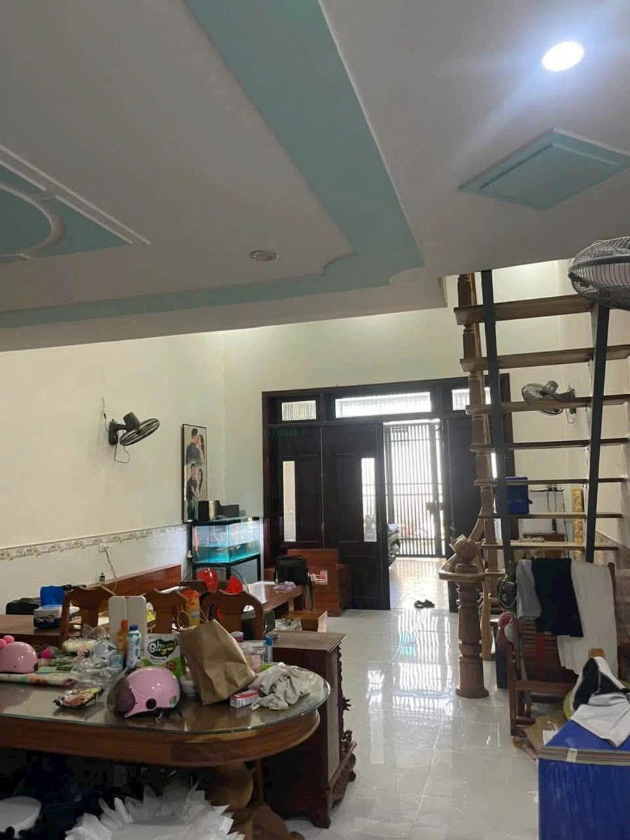 Bán nhà 2 phòng ngủ 100m² Phường 12 Vũng Tàu - Ảnh thu nhỏ 3