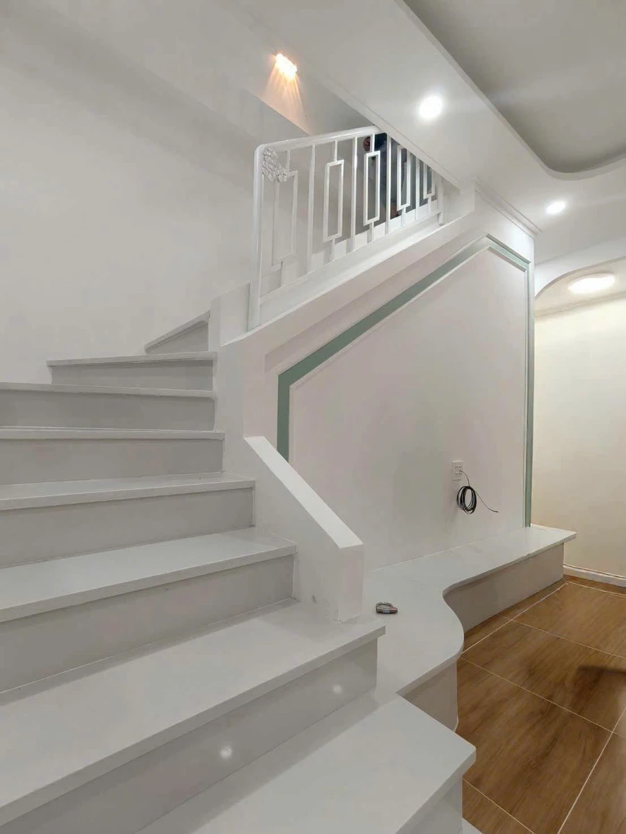 Bán nhà lầu 1 trệt 1 lầu 48m² Phan Thiết - Ảnh thu nhỏ 3