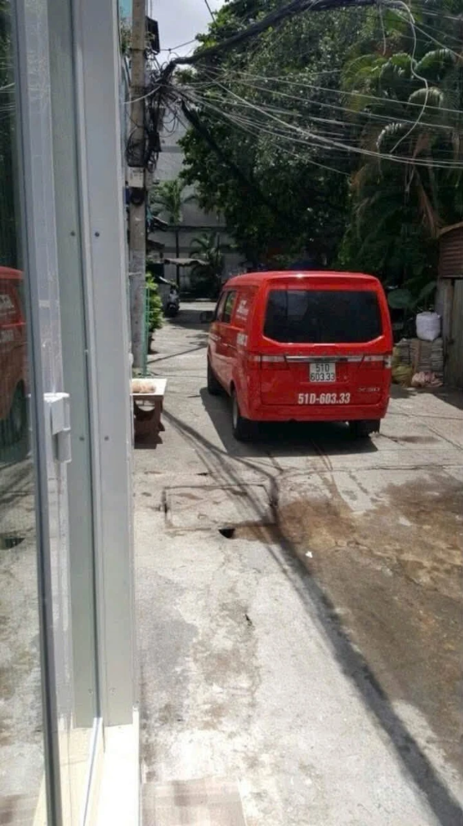Bán nhà 3 tầng 4x6m, 2PN 2WC, hẻm xe hơi, Quận 10 - Ảnh 1