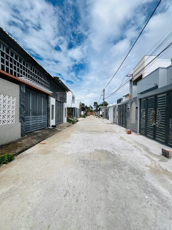 Bán nhà hoàn thiện 89m² đường Nguyễn Huy Tưởng, Rạch Giá, 1 tỷ 650