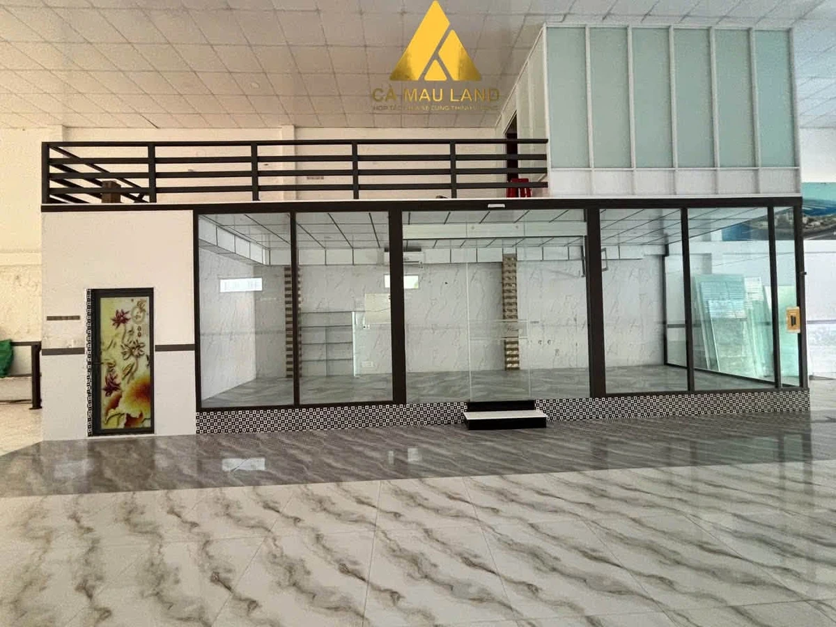 Cho thuê showroom 360m² kinh doanh Quốc Lộ 1A, Cà Mau - Ảnh thu nhỏ 3
