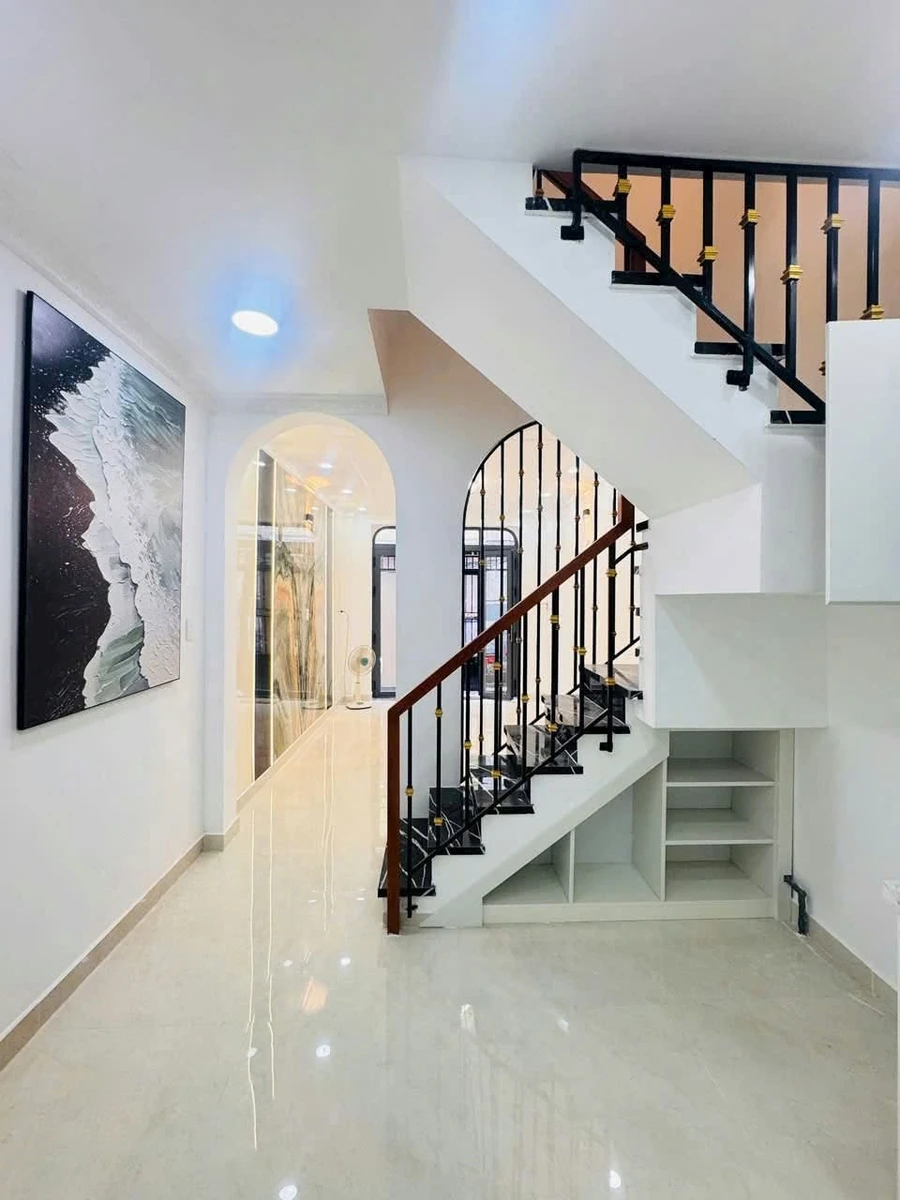 Bán nhà 3 tầng Quận 4 hẻm Đoàn Văn Bơ 65,8m² 5,25 tỷ - Ảnh thu nhỏ 5
