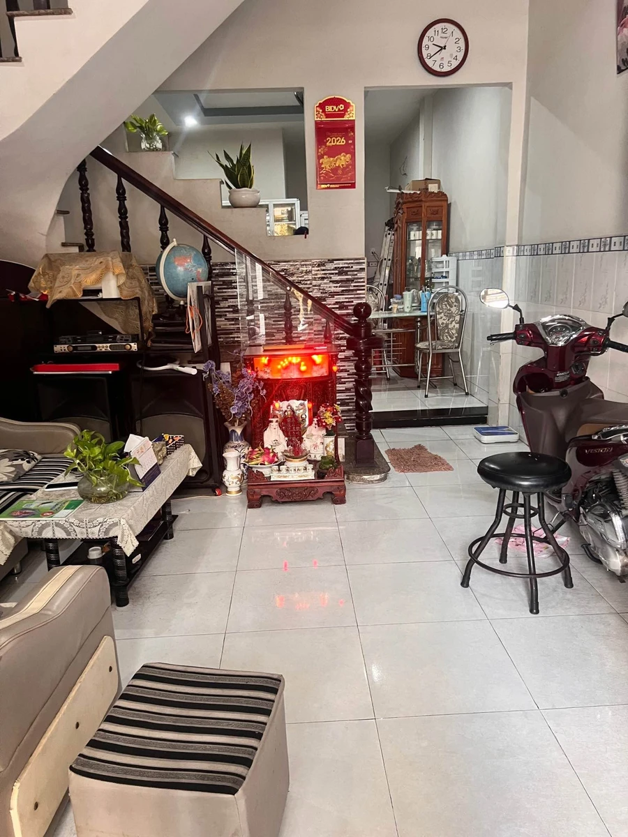 Bán nhà hẻm xe hơi 4x13m, 2 tầng, 3 phòng ngủ đường Trương Thị Hoa, Quận 12 - Ảnh thu nhỏ 4