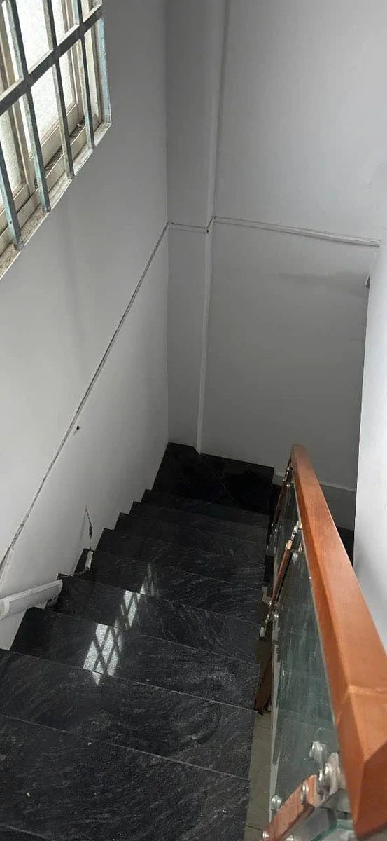 Bán nhà lầu trệt 35m2, 2PN 2WC gần chợ Dĩ An - Ảnh thu nhỏ 5