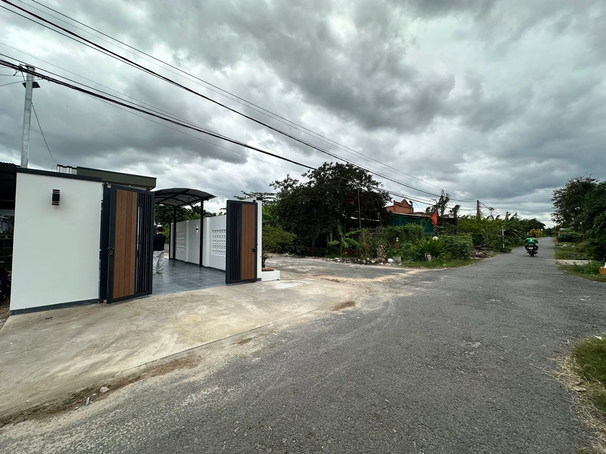 Nhà sân vườn 2 mặt tiền 142,5m² Long Hoa, Tây Ninh 1,45 tỷ - Ảnh thu nhỏ 5