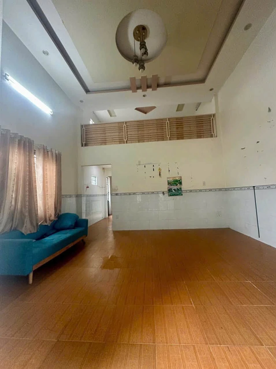 Bán nhà 1 trệt 1 lửng 5x12m, sổ hồng riêng, Xuân Thới Đông, Hóc Môn giá 2,65 tỷ - Ảnh thu nhỏ 2