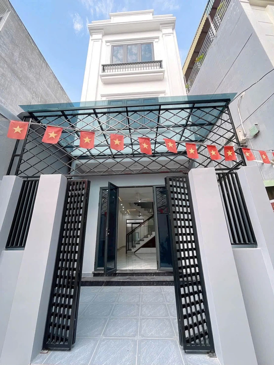 Bán nhà 3 tầng 60m2, 3PN, 3WC, Lê Hồng Phong - Ảnh 1