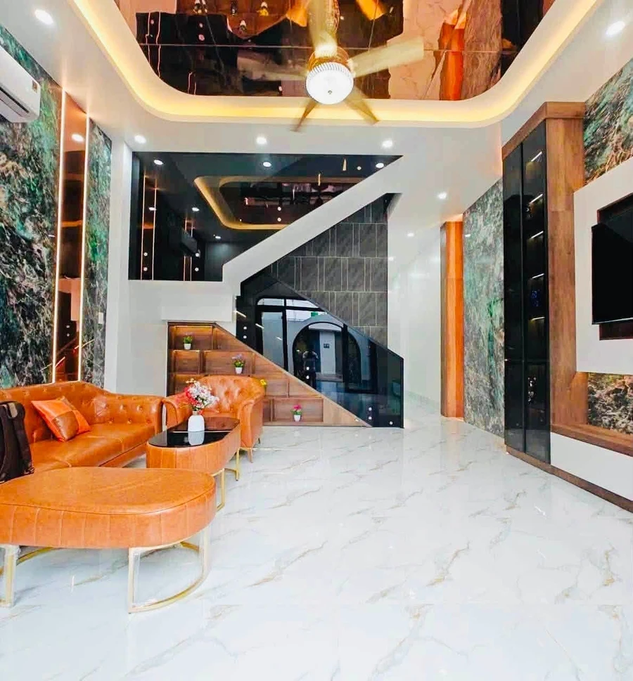 Bán nhà mặt tiền Văn Cao 125m² Rạch Giá 4,18 tỷ - Ảnh thu nhỏ 3