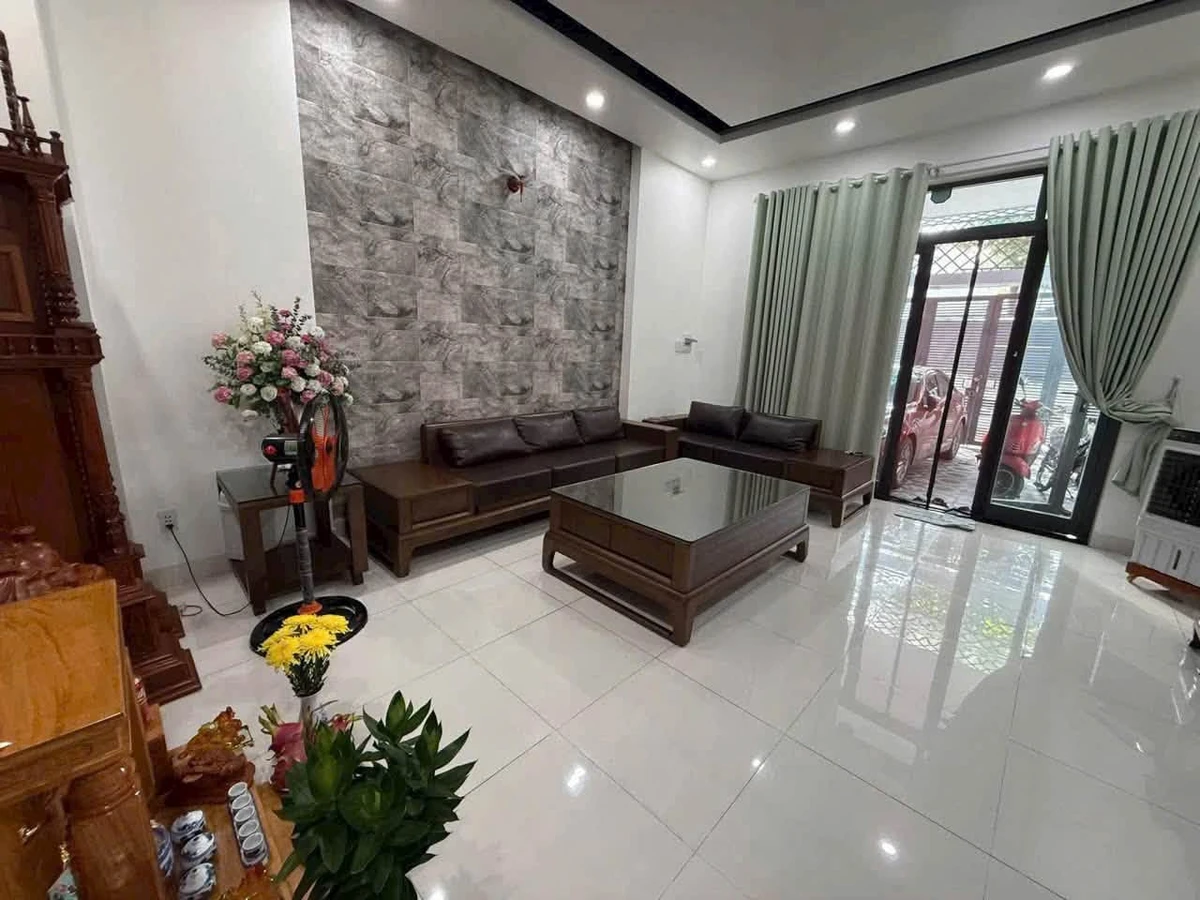 Bán nhà 1 trệt 2 lầu 234,7m2 Hiệp Thành 3 Thủ Dầu Một - Ảnh thu nhỏ 3
