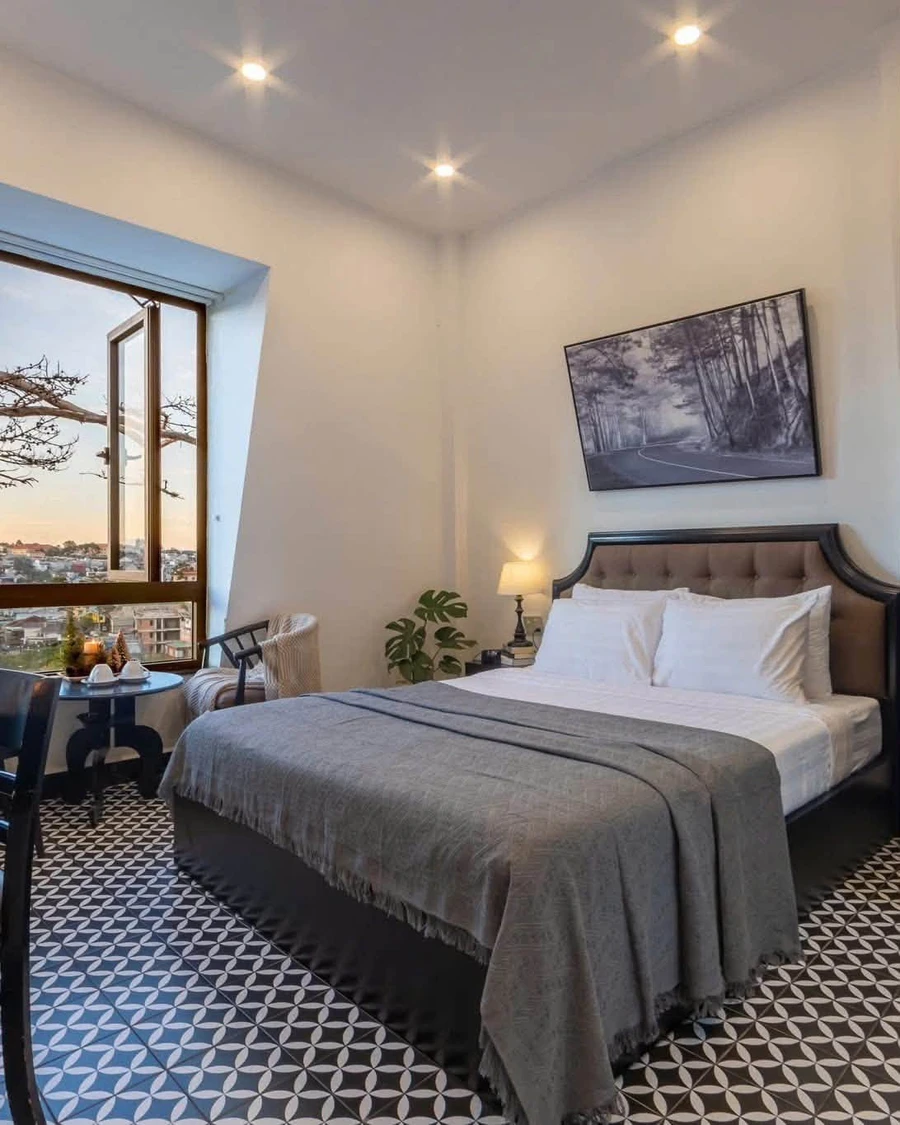 Bán villa sân vườn mặt tiền 296m2 Đà Lạt, giảp giá 38 tỷ - Ảnh thu nhỏ 4