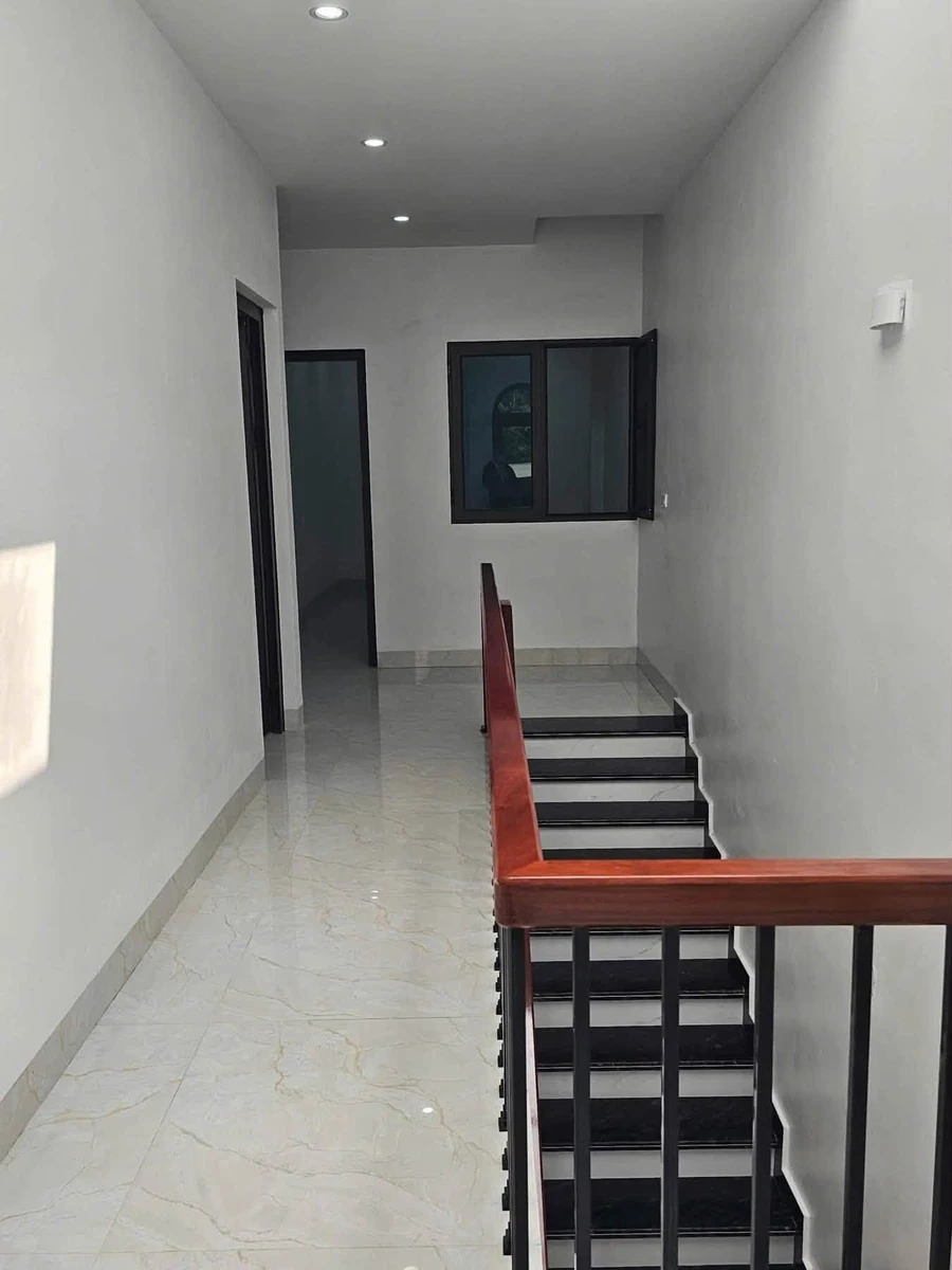 Bán nhà 2 tầng Cao Thắng 102m2 hơn 2 tỷ - Ảnh thu nhỏ 2
