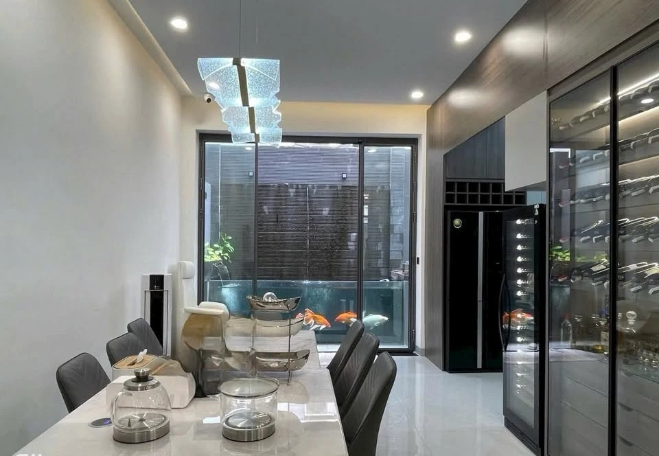 Bán biệt thự Phú Mỹ Hưng 3PN 126m2 giá 33,5 tỷ - Ảnh thu nhỏ 2