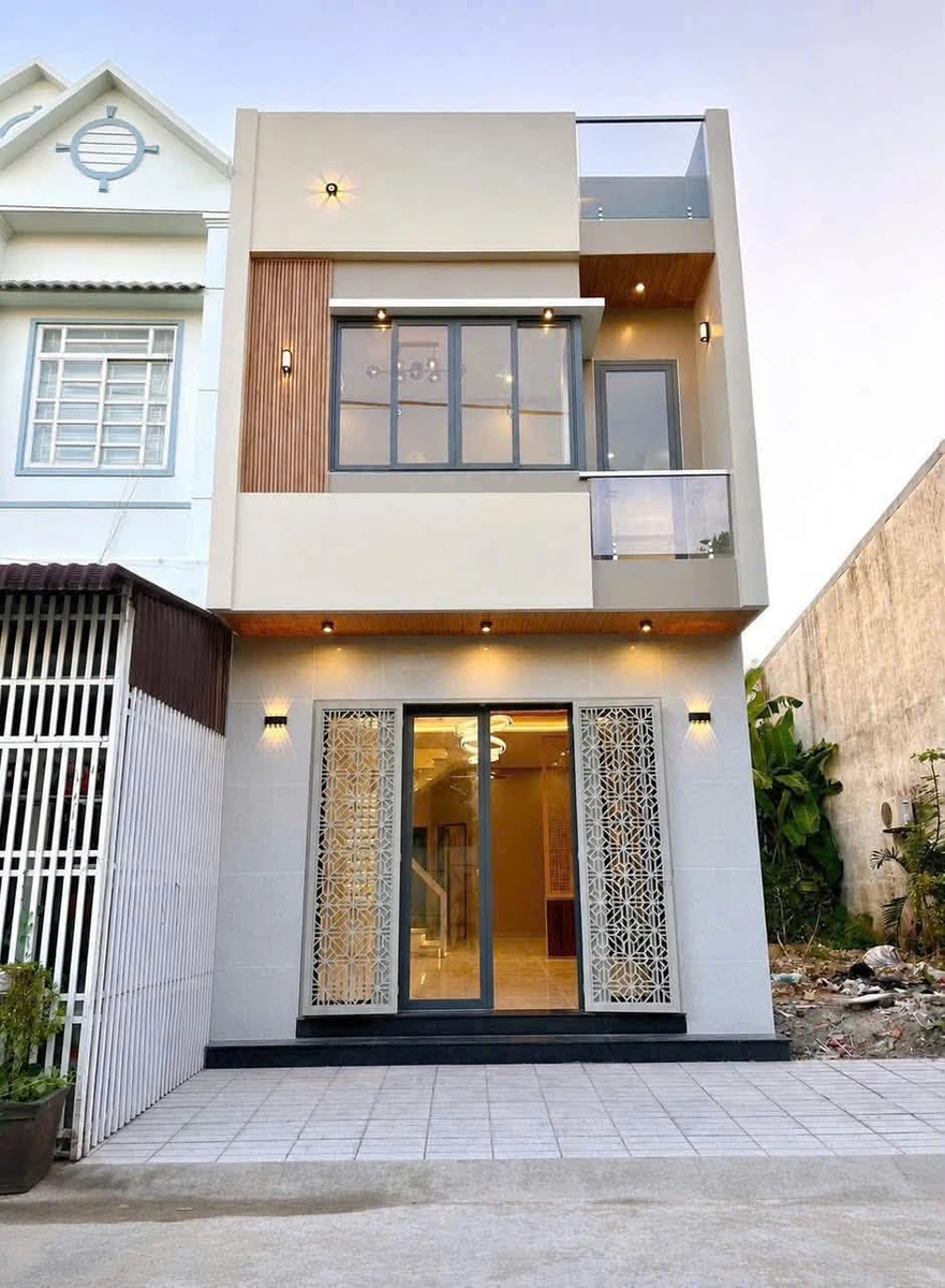 Bán nhà mặt tiền Đặng Thái Mai Rạch Giá 76m2 3PN giá 2.98 tỷ - Ảnh 1