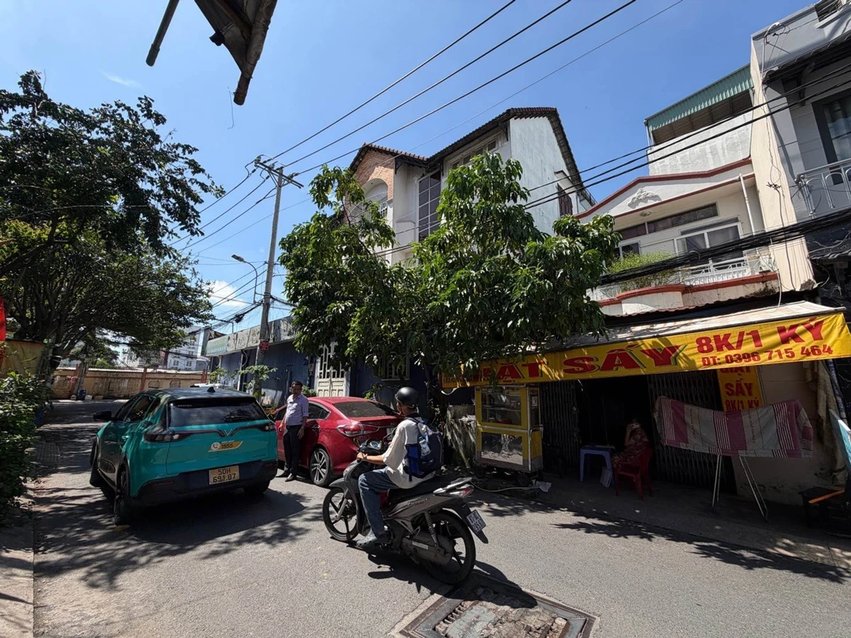 Bán nhà mặt tiền 52m² 2 tầng Linh Trung Thủ Đức 6.7 tỷ - Ảnh thu nhỏ 3