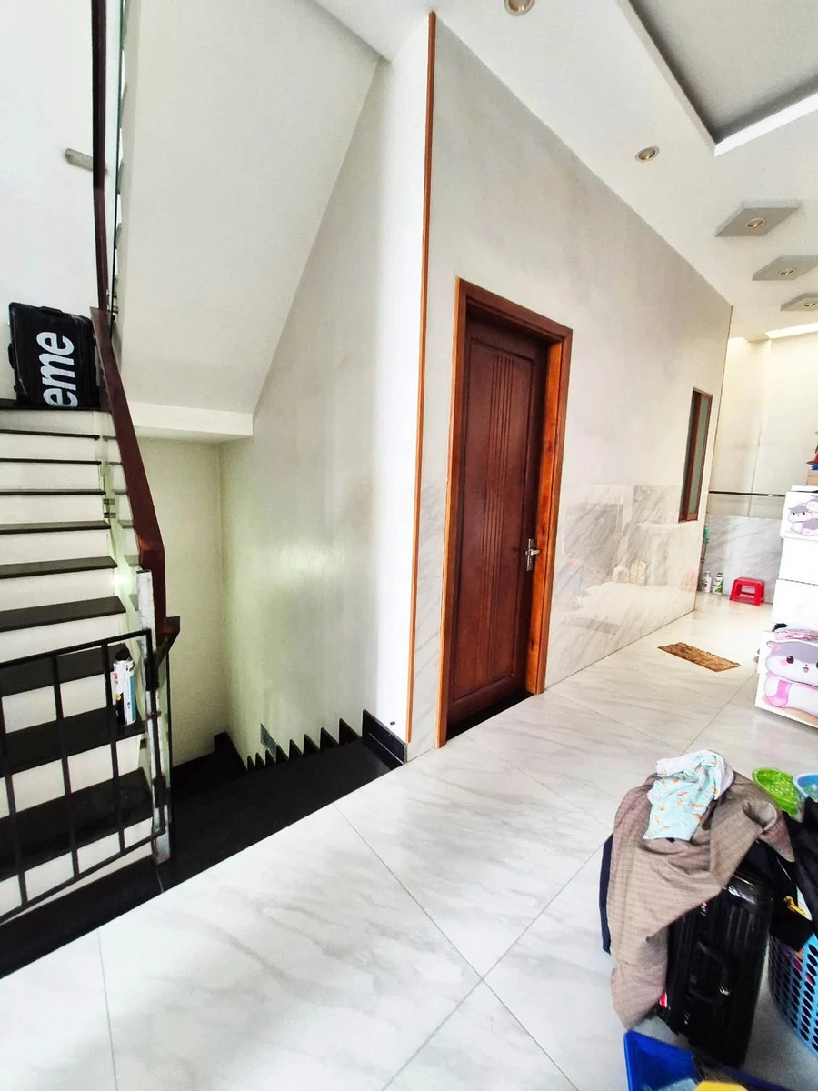 Bán nhà 3 phòng ngủ 90m² Long Bình, hạ giá 3,45 tỷ - Ảnh thu nhỏ 3