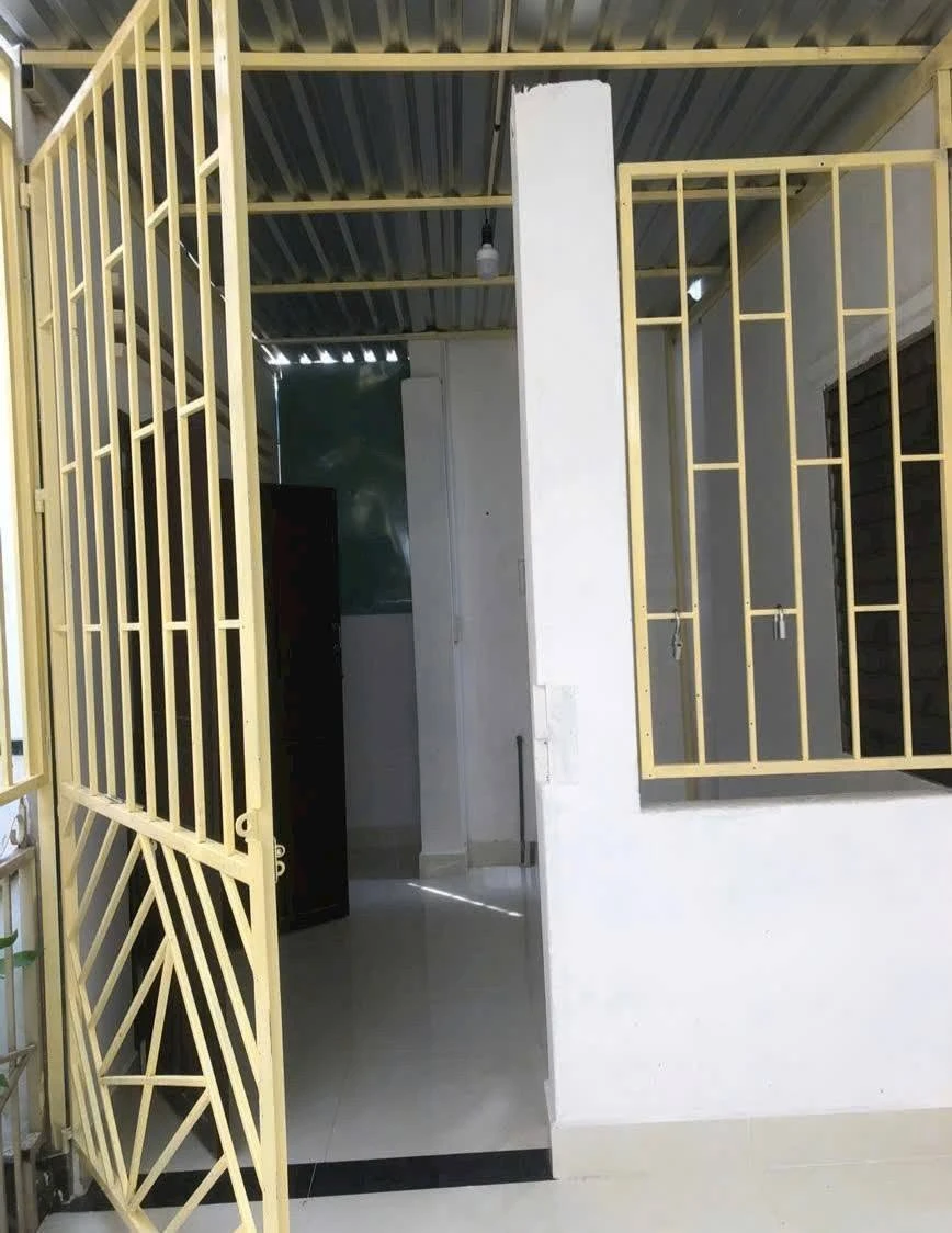 Bán nhà trung tâm Phan Thiết 42m2 thổ cư, 1 phòng ngủ, giá 850 triệu - Ảnh thu nhỏ 2
