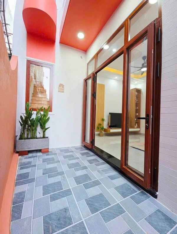 Bán nhà 2 tầng 3PN 52m2 hẻm cạn Quy Nhơn