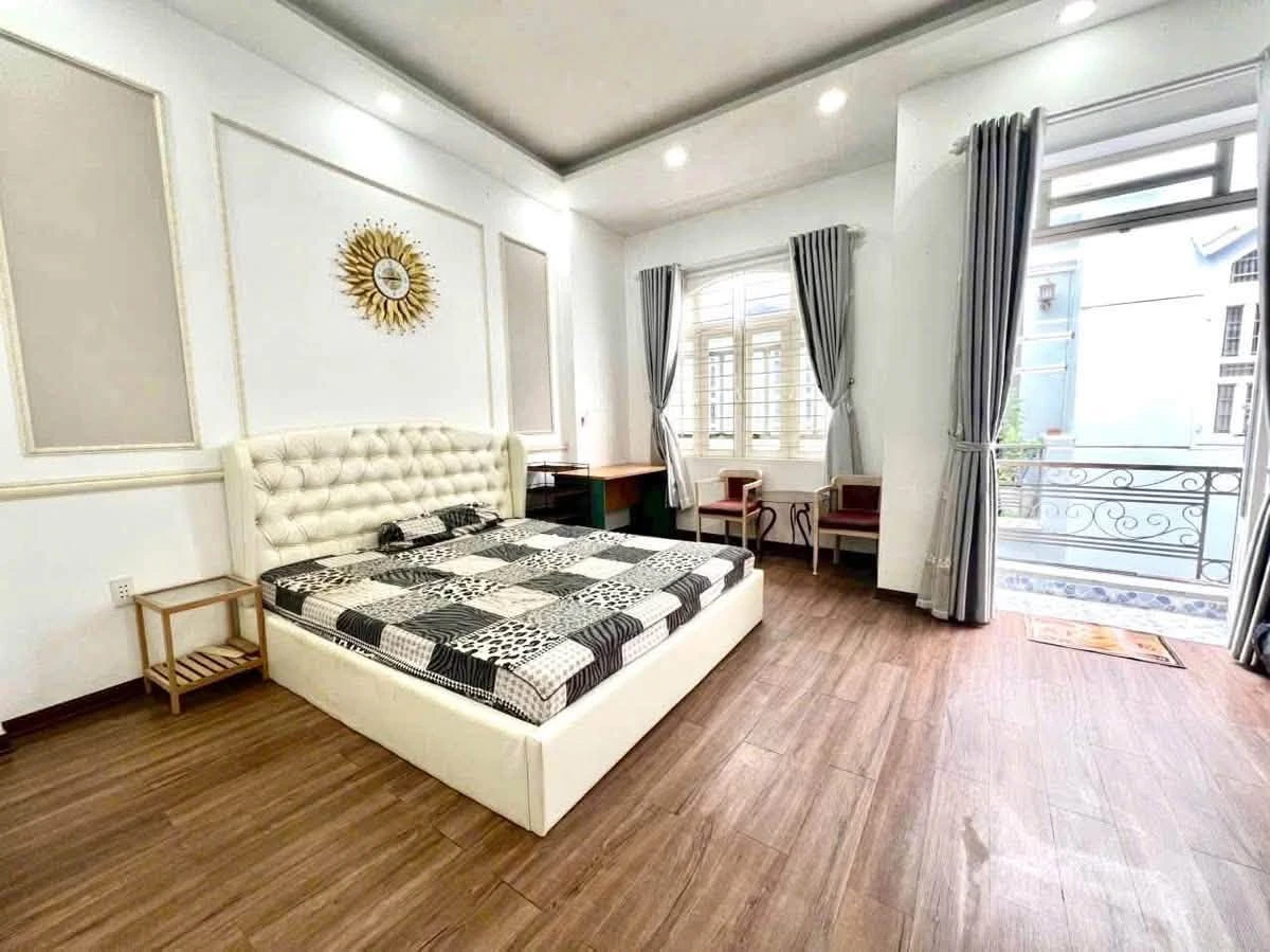 Bán nhà hẻm 5x10m Quận 7, 4 phòng ngủ, 5 tỷ 690 triệu - Ảnh thu nhỏ 5