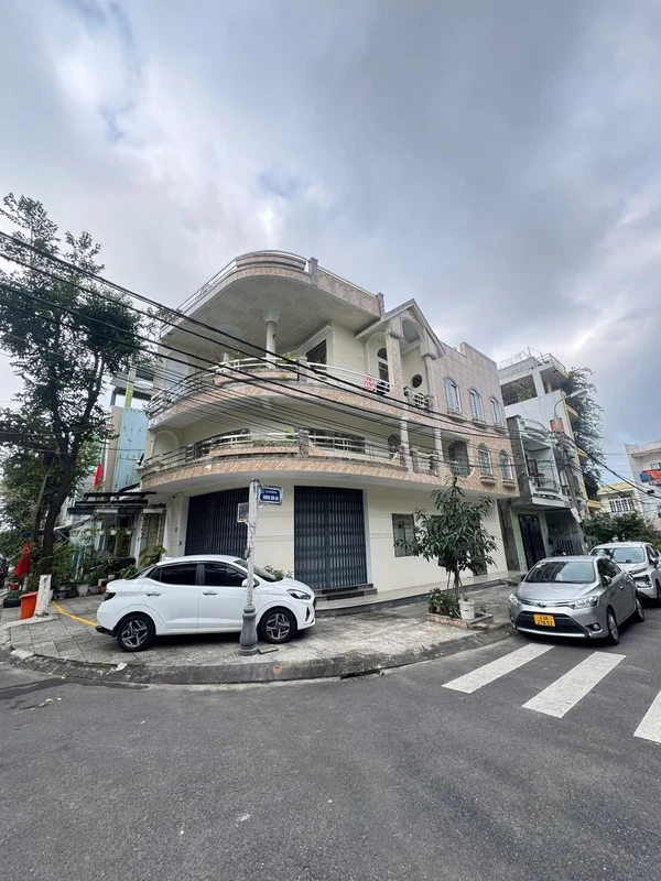 Bán nhà 3 tầng góc 2 mặt tiền 87m² Sơn Trà 9 tỷ
