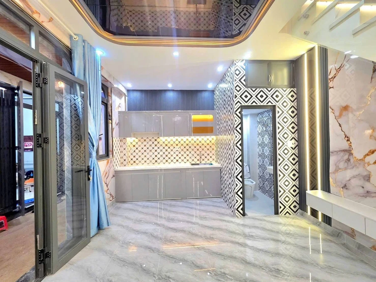 Bán nhà hẻm Huỳnh Tấn Phát, Quận 7, 24m² 2PN - Ảnh thu nhỏ 3