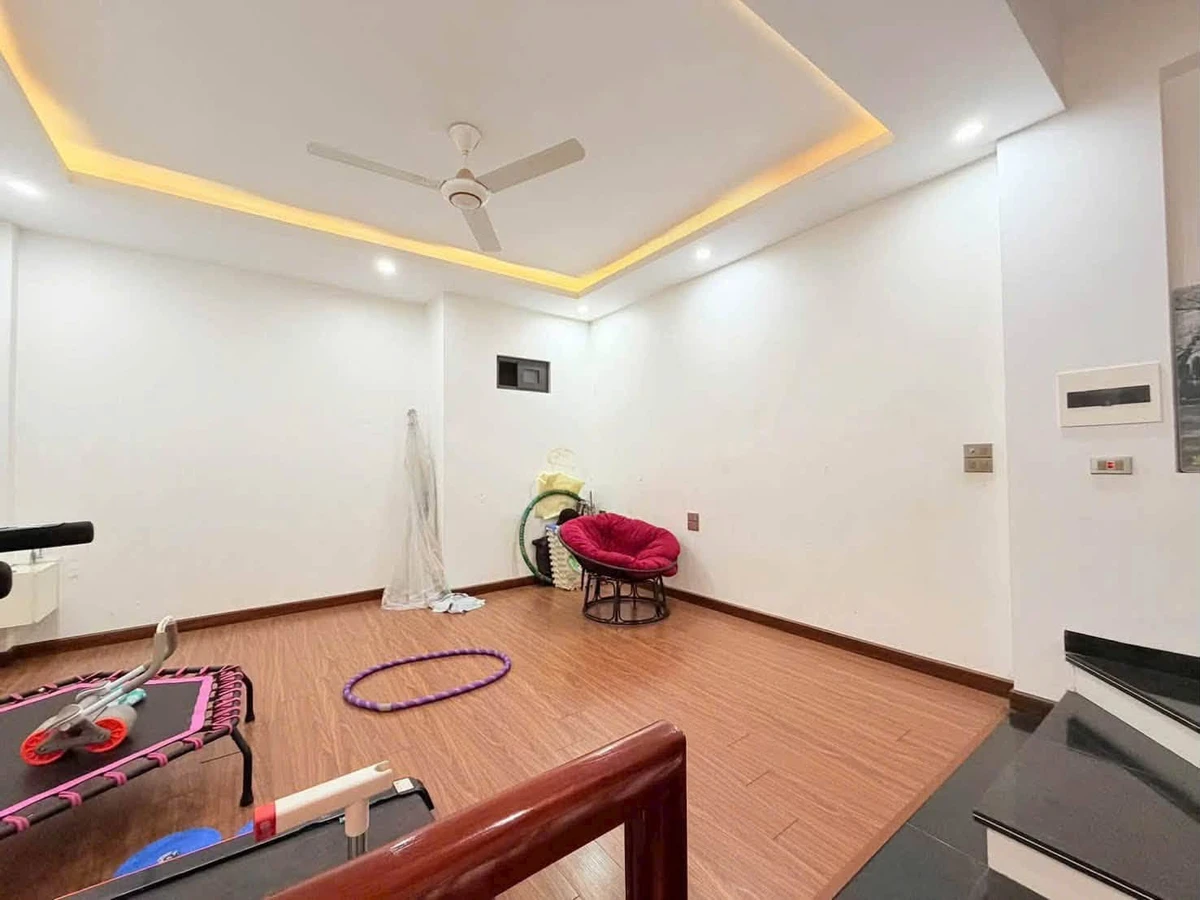 Bán nhà 4 tầng 60m2 gần chợ Gốc Mít, Quận 5, giá 3,1 tỷ - Ảnh thu nhỏ 4