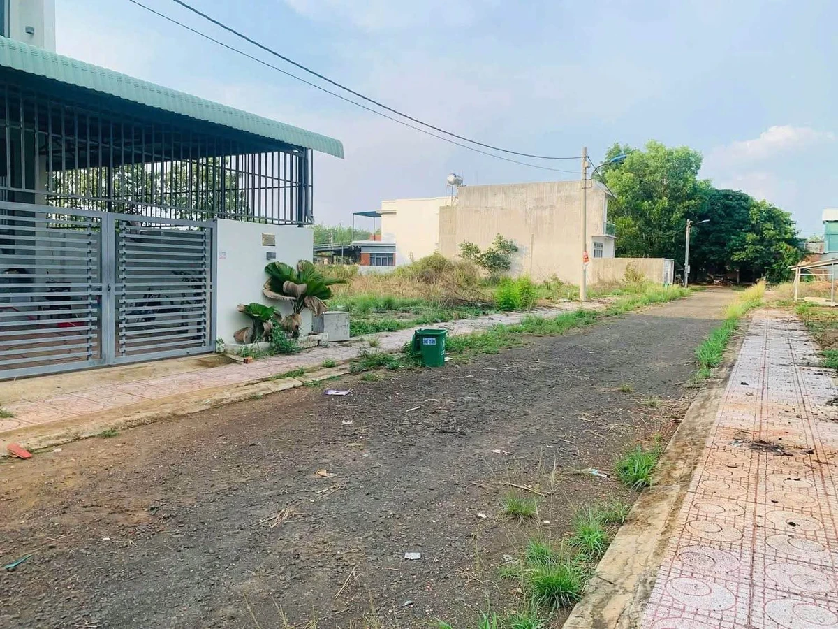 Bán đất 150m² mặt tiền khu dân cư Hữu Phúc 5 tỷ - Ảnh 1