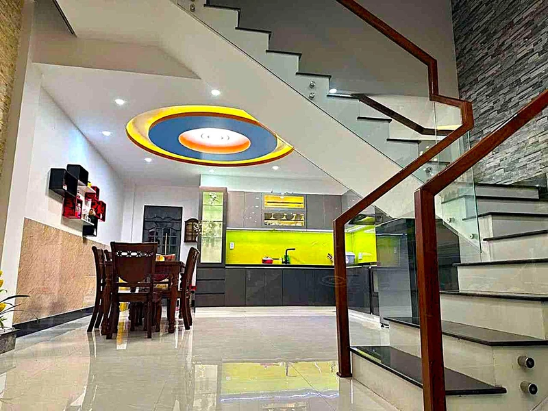Bán nhà 3 tầng 90m2 mặt tiền Huỳnh Ngọc Huệ Đà Nẵng