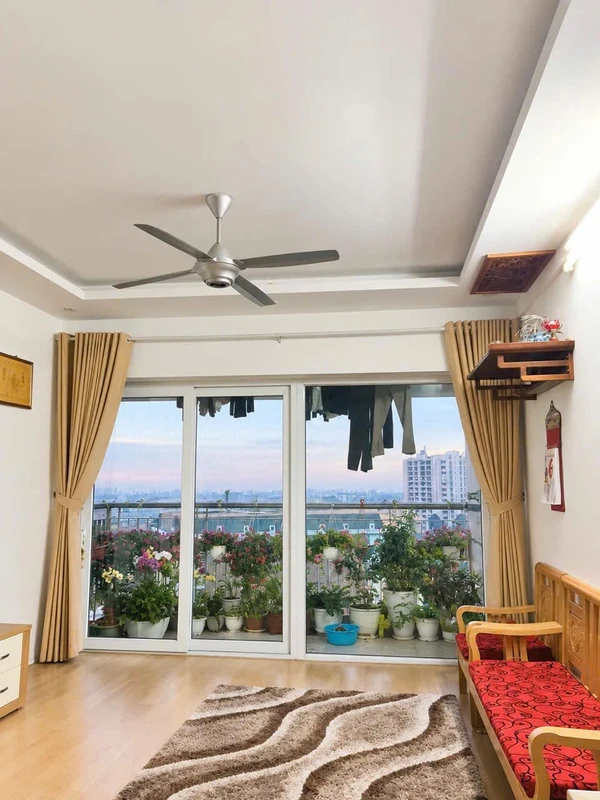 Cho thuê căn hộ 3PN 108m² 12 triệu/tháng Văn Quán