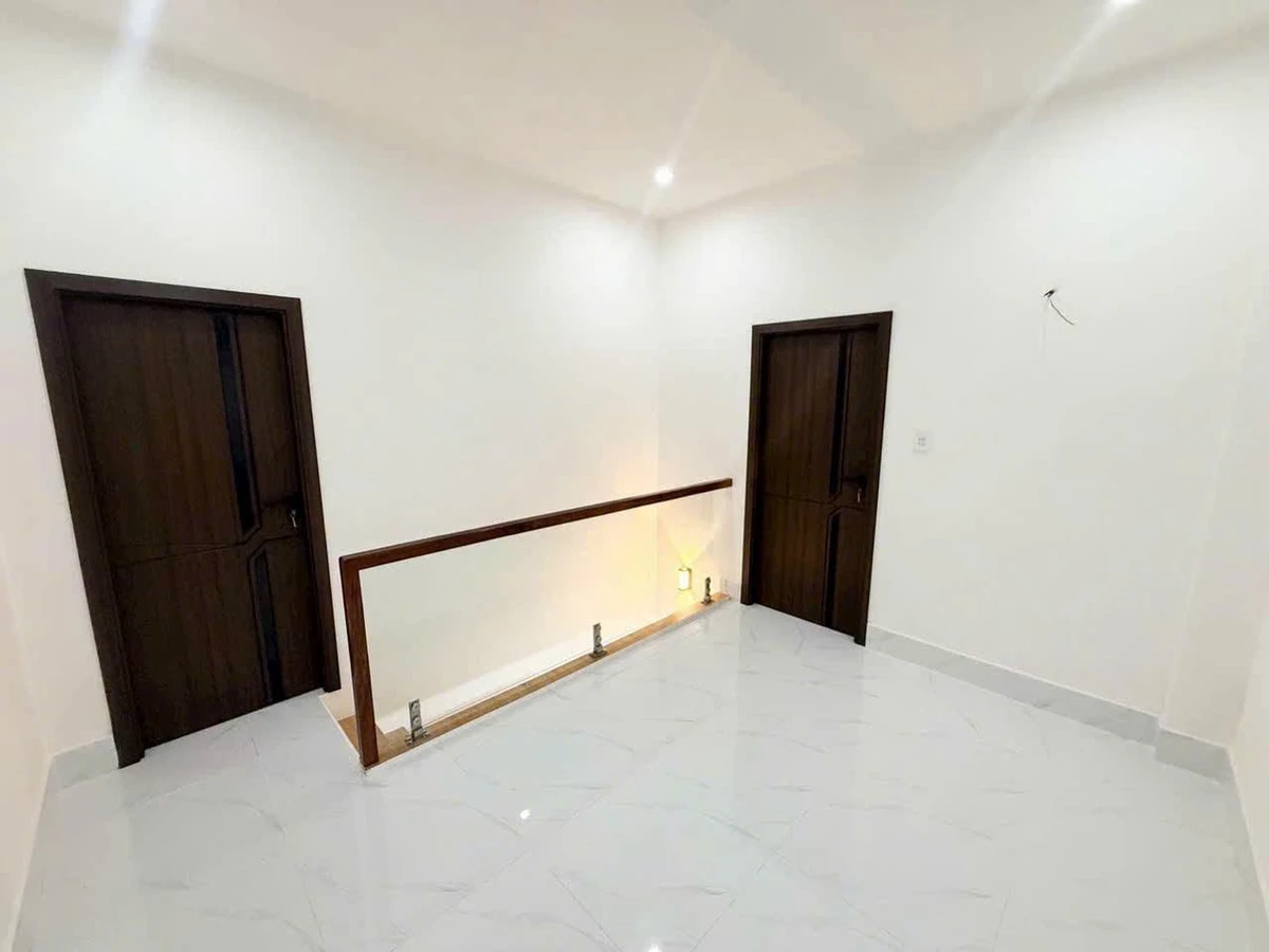 Bán nhà 1 trệt 1 lầu 76m2 giá 2,8 tỷ gần KDL Bửu Long, Phường Trấn Biên, Đồng Nai - Ảnh thu nhỏ 4