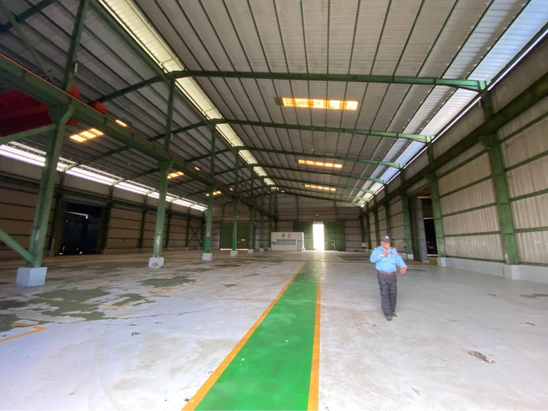 Cho thuê nhà xưởng 2500m2 Bến Lức Long An