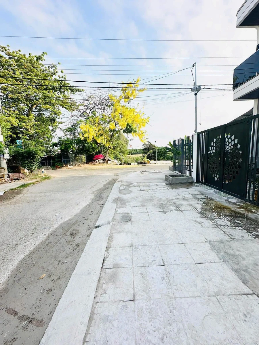 Bán nhà mặt tiền Phan Văn Trường Rạch Giá 100m² 2 tỷ 880 triệu - Ảnh thu nhỏ 2