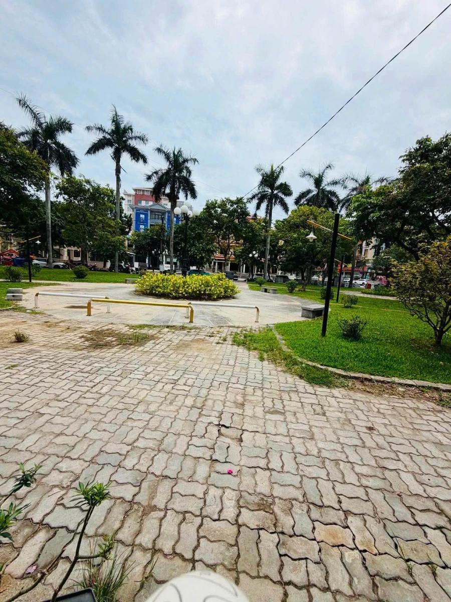 Bán lô góc 83.4m2 mặt tiền Lê Hồng Phong Huế 7 tỷ - Ảnh thu nhỏ 3