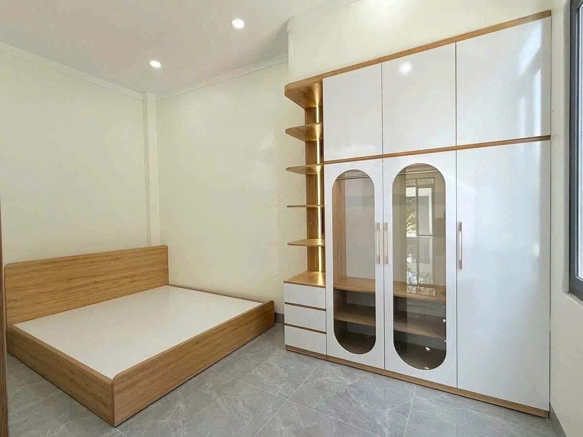 Bán nhà 2 lầu 100m2 gần Cây Xăng Đức Hưng, Biên Hòa 2 tỷ - Ảnh thu nhỏ 3