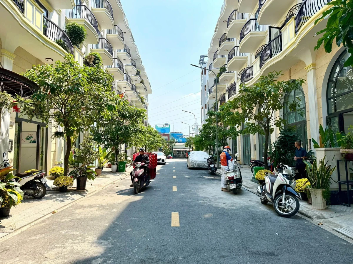 Nhà bán 4 PN, 5 WC, 51.6 m² Thạnh Lộc, An Phú Đông, 7 tỷ - Ảnh 1