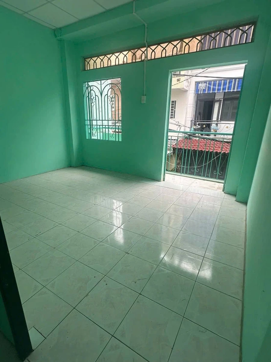 Bán nhà hẻm xe hơi 1 trệt 1 lầu 2PN 2WC đường Chiến Lược, Bình Tân giá 3,75 tỷ - Ảnh thu nhỏ 3