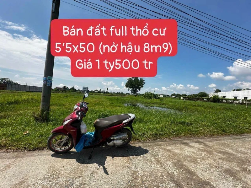 Bán lô đất mặt tiền 275 m² Đức Hoà, Long An