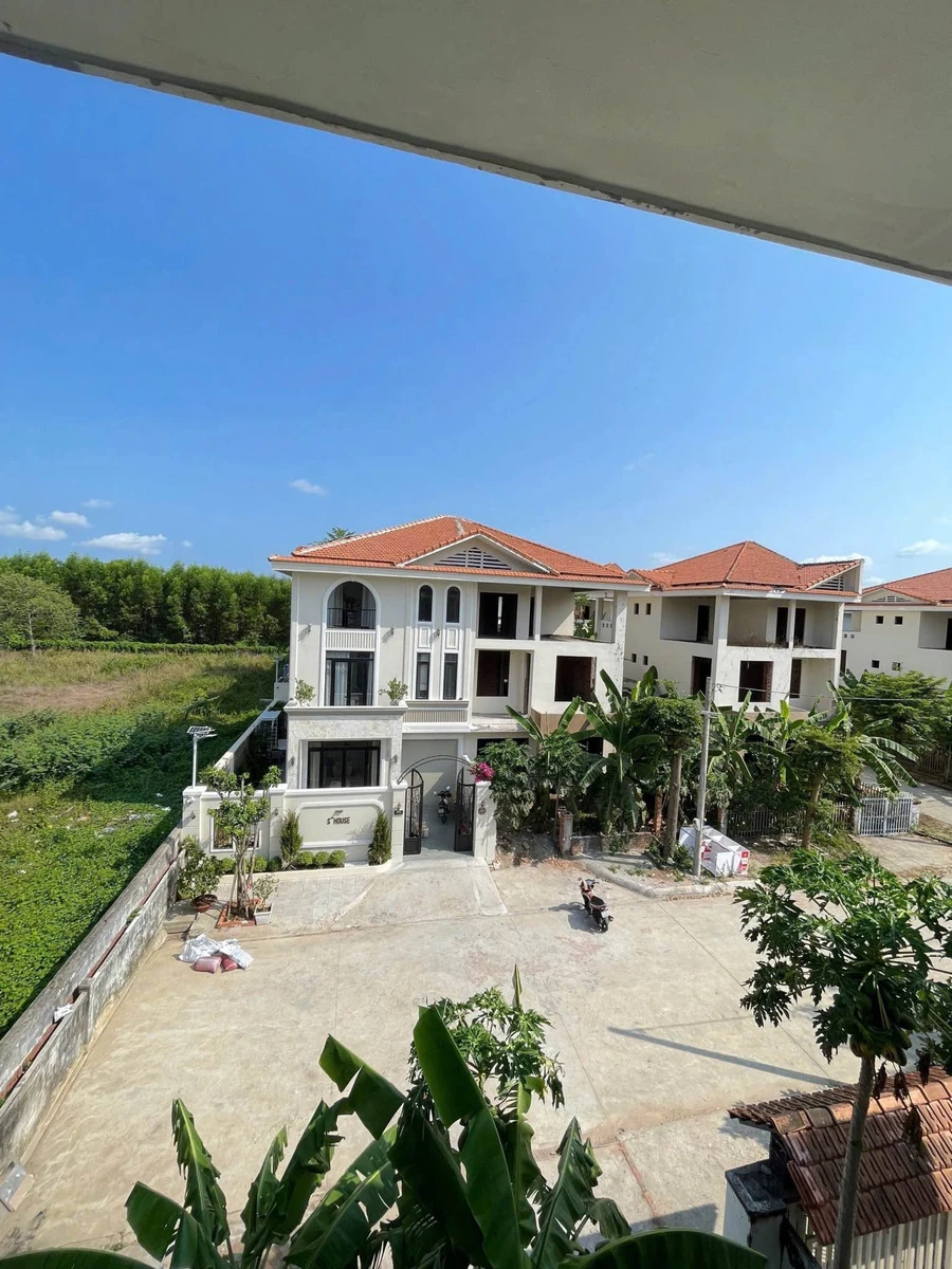 Bán biệt thự thô 200m² Hùng Vương Bà Rịa - 4,65 tỷ - Ảnh thu nhỏ 2