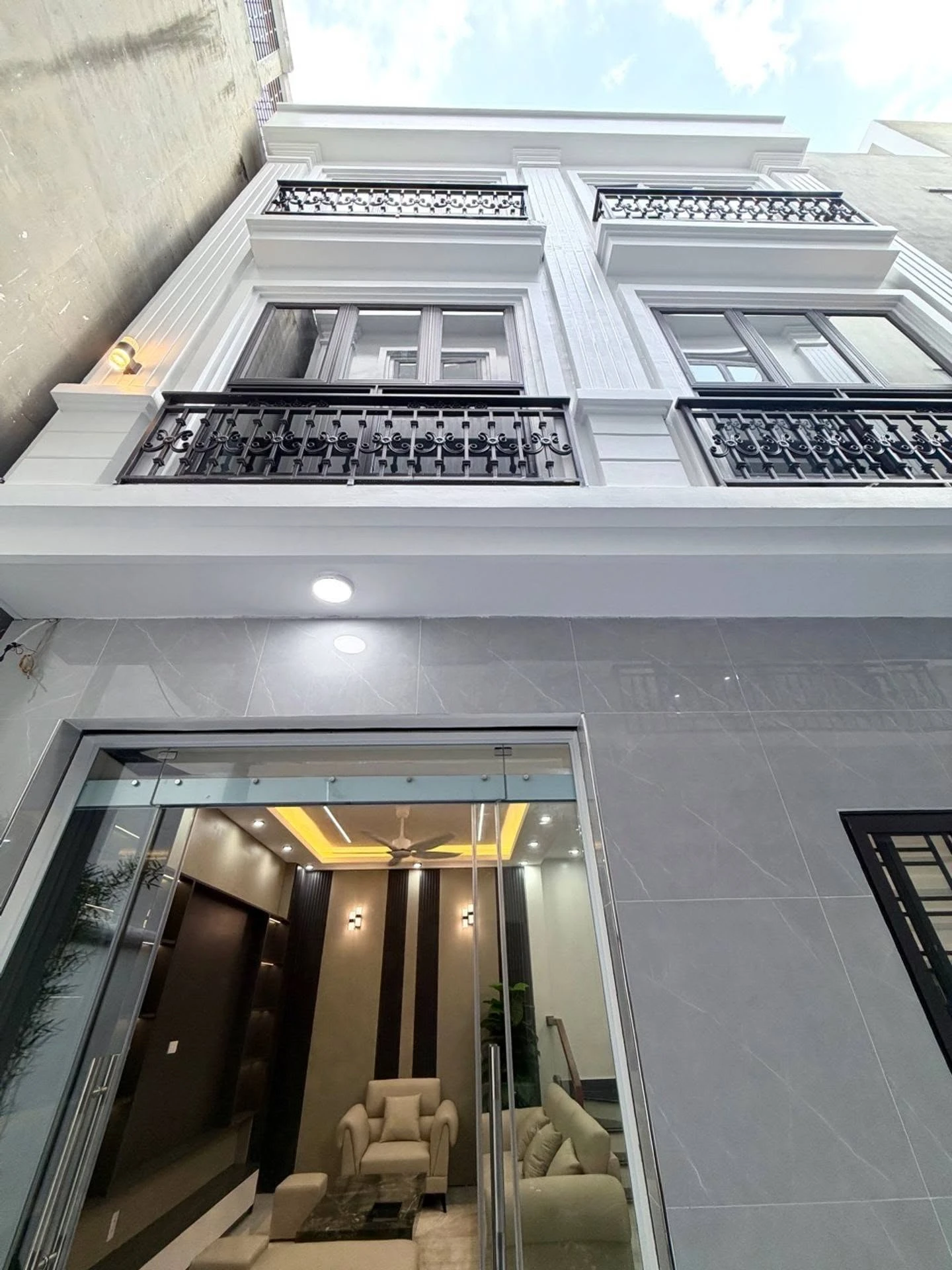 Bán nhà phố 4 tầng 41m² Miếu Hai Xã 3,95 tỷ - Ảnh 1