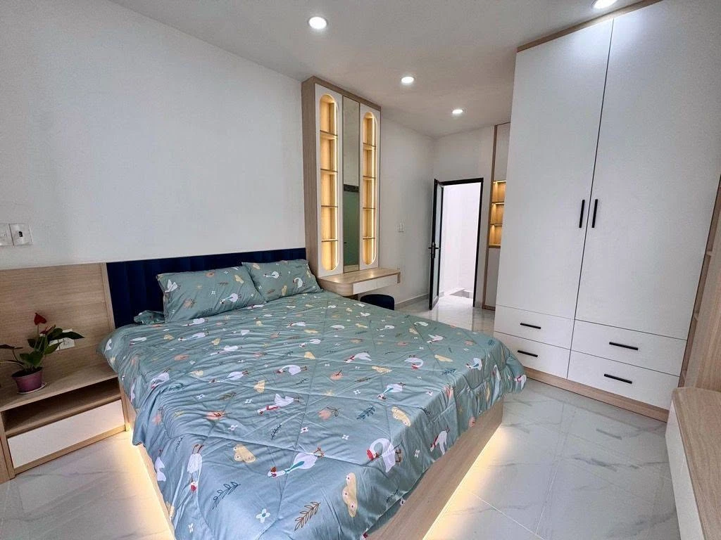 Bán nhà phố 2 phòng ngủ 90m2 Phan Xích Long, Phú Nhuận 6 tỷ - Ảnh thu nhỏ 4