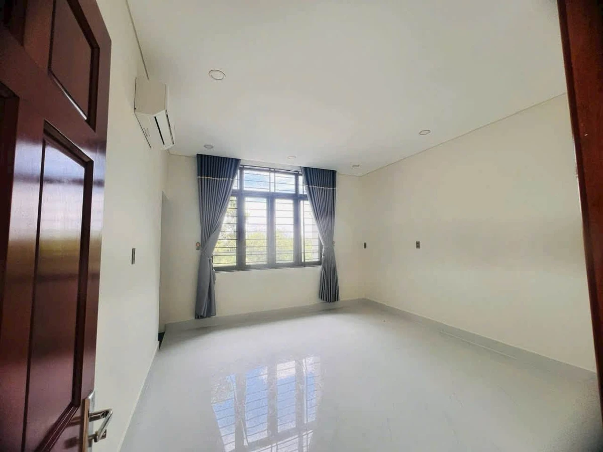 Cho thuê nhà phố gần TP mới Bình Dương, 500m², 4PN, 35 triệu/tháng - Ảnh thu nhỏ 5