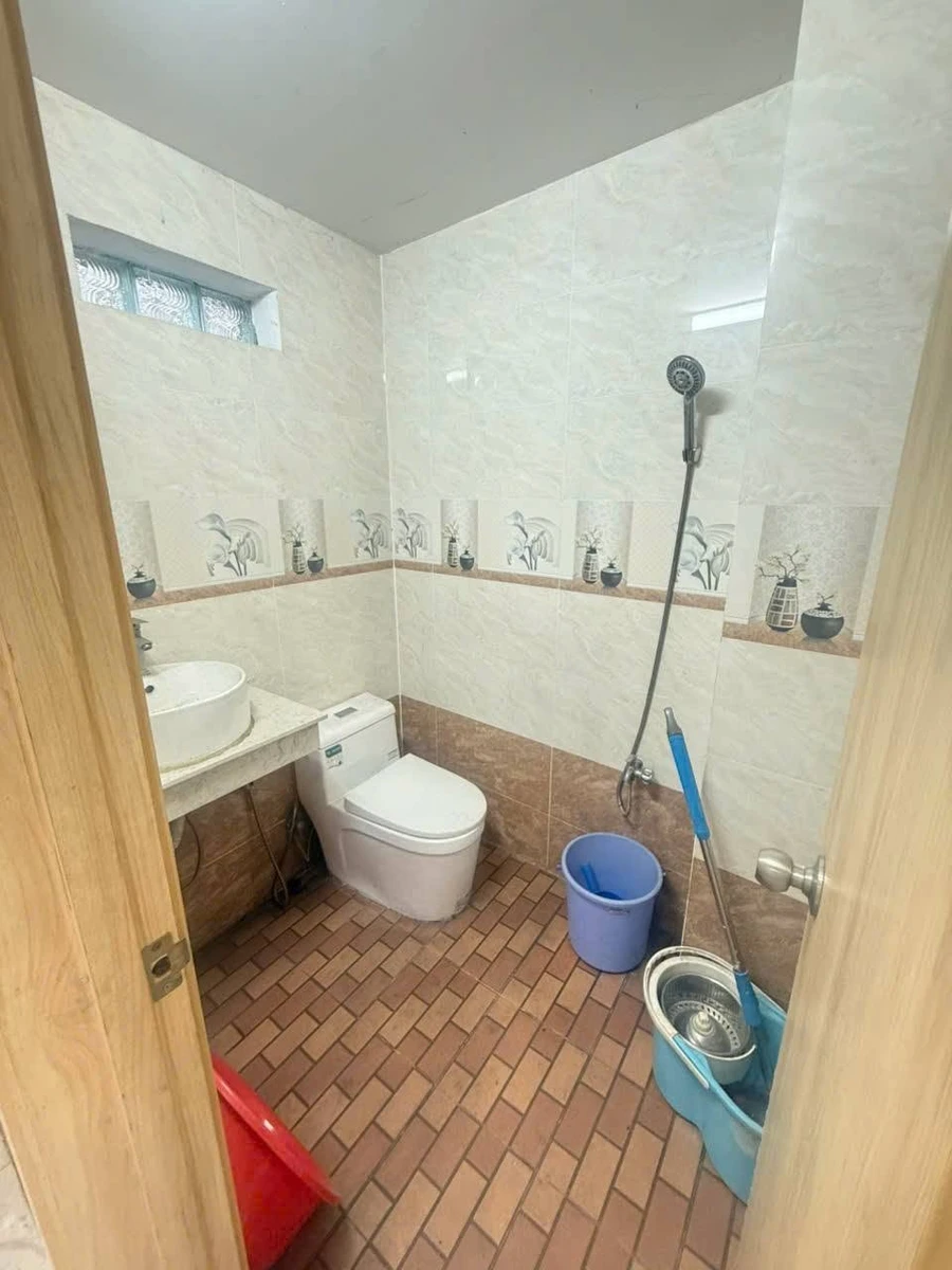 Cho thuê nhà mặt tiền 75m2 Xa Lộ Hà Nội Q9, 10 triệu/tháng - Ảnh thu nhỏ 3
