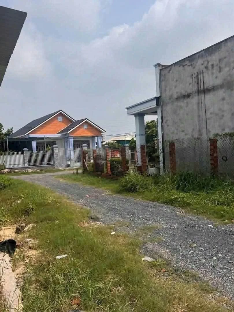 Bán nhà Nhà Bè 82.5m² giá 760 triệu gần chợ Trường Lưu - Ảnh thu nhỏ 3