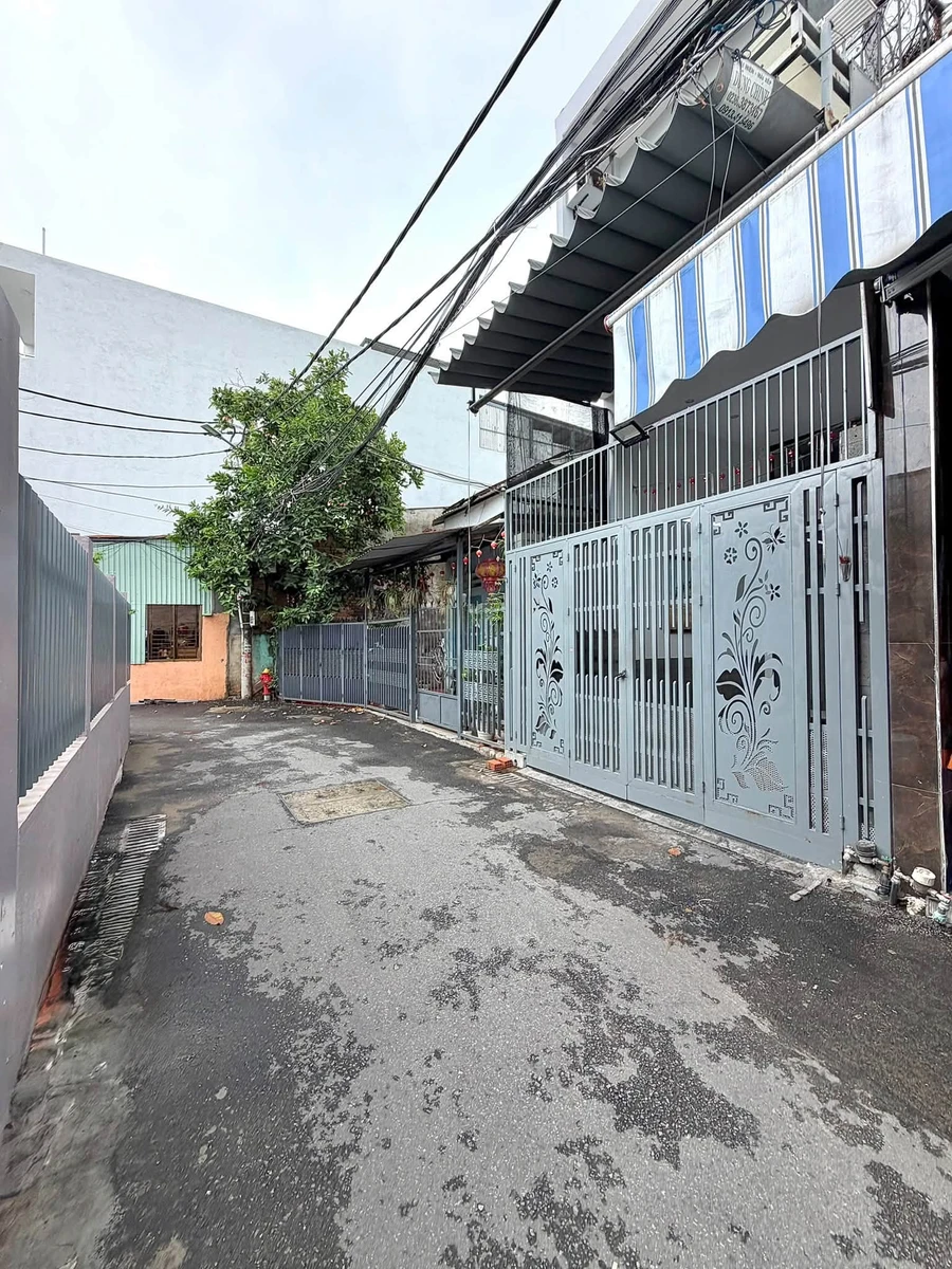 Bán nhà 2.5 tầng, 2 PN 57m² kiệt ô tô Q.11 - Ảnh thu nhỏ 3