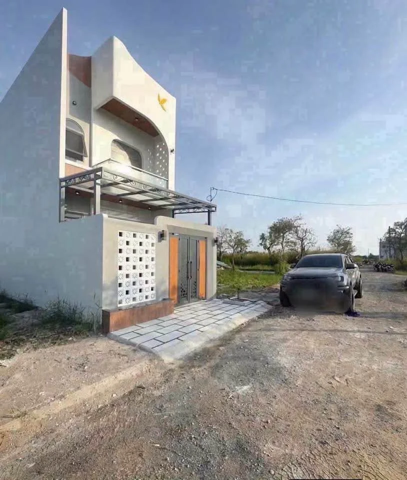 Bán nhà 1 trệt 1 lầu 3PN giá 1,68 tỷ KDC Phước Vân, Cần Đước, Long An - Ảnh 1