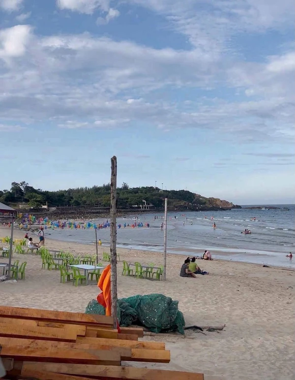 Bán đất thổ cư 100m2 hai mặt tiền gần biển Gành Đá Dĩa, Phú Yên