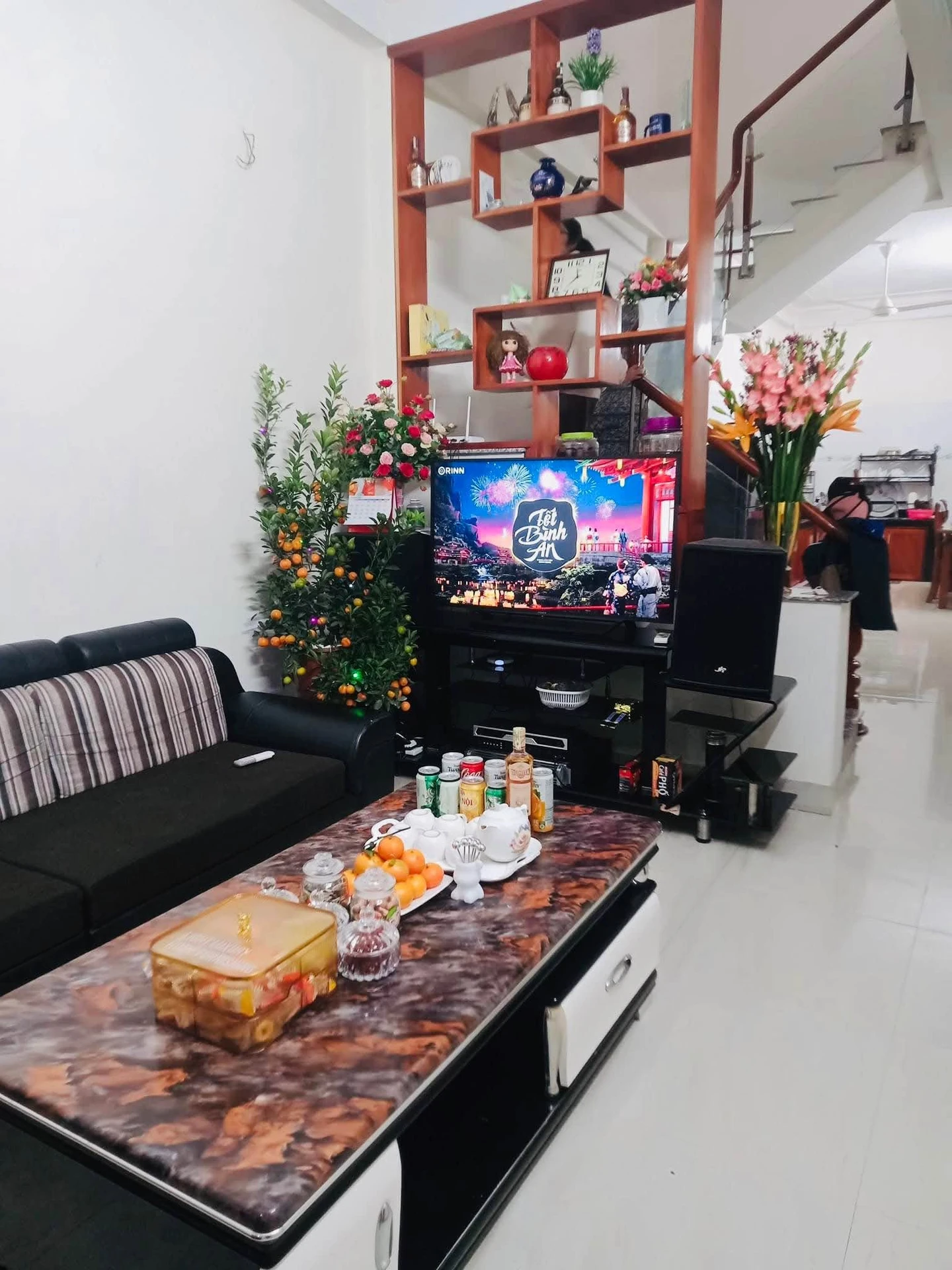 Bán nhà 3 tầng 69,8m2 3 phòng ngủ phường Trường Thị - Ảnh 1