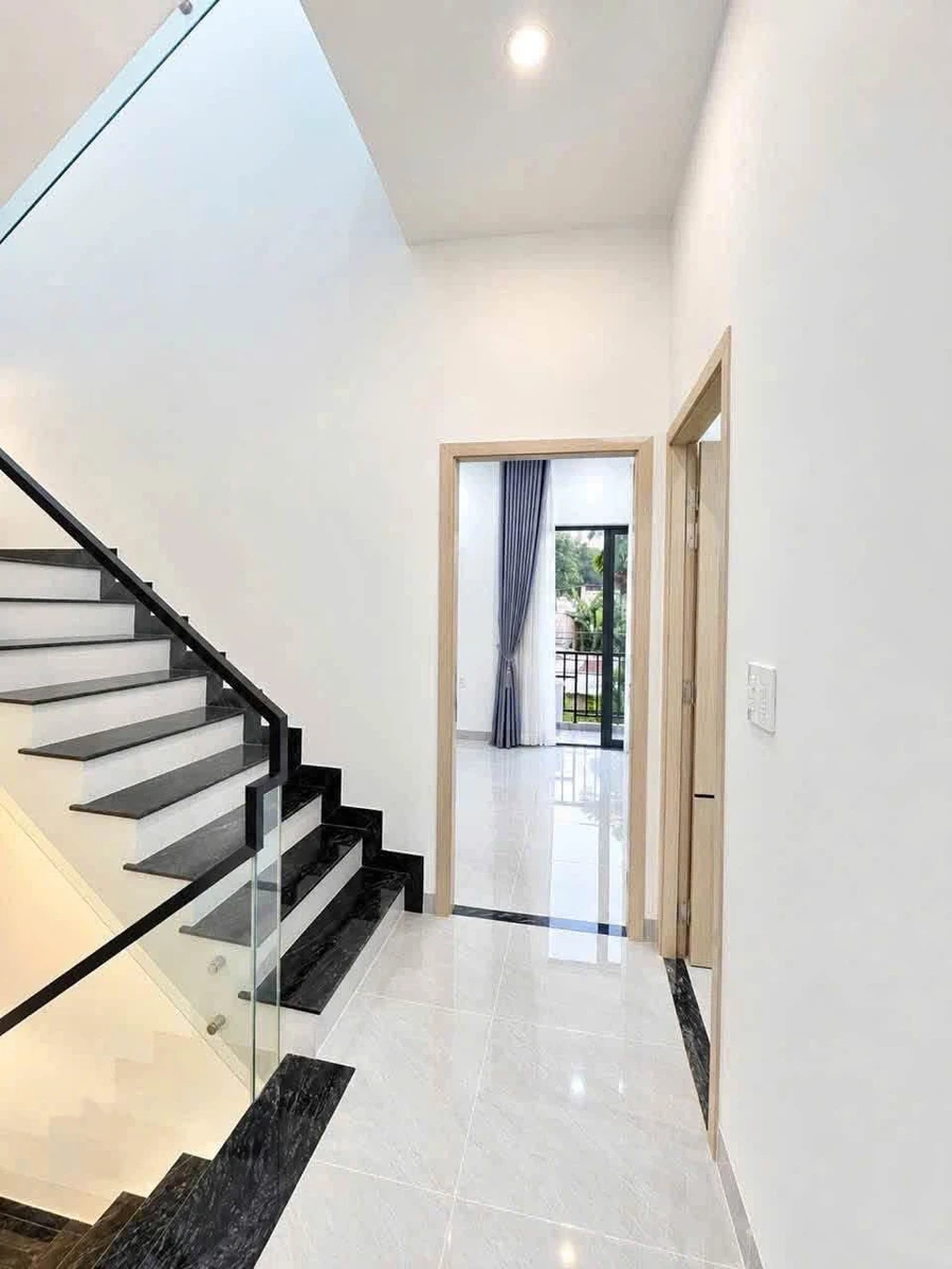 Bán nhà mặt tiền Phú Mỹ 106m2, 3PN gần trường, giá 4.35 tỷ - Ảnh thu nhỏ 5