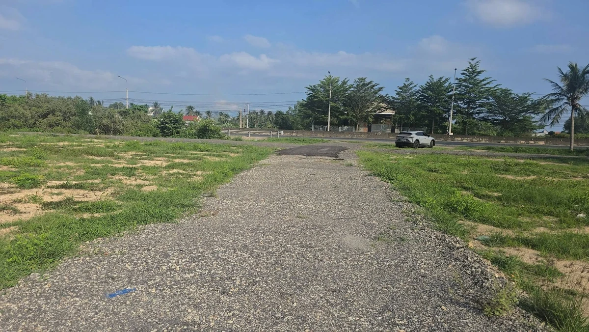 Bán sỉ 23 lô đất phân lô 5004m2 mặt tiền QL1A, Vạn Hưng, Vạn Ninh, Khánh Hòa - Ảnh thu nhỏ 2
